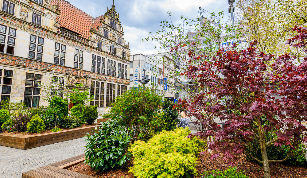 © Ansgarikirchhof by CityInitiative Bremen Werbung e.V. | Ansgarikirchhof Herbstgärten | 